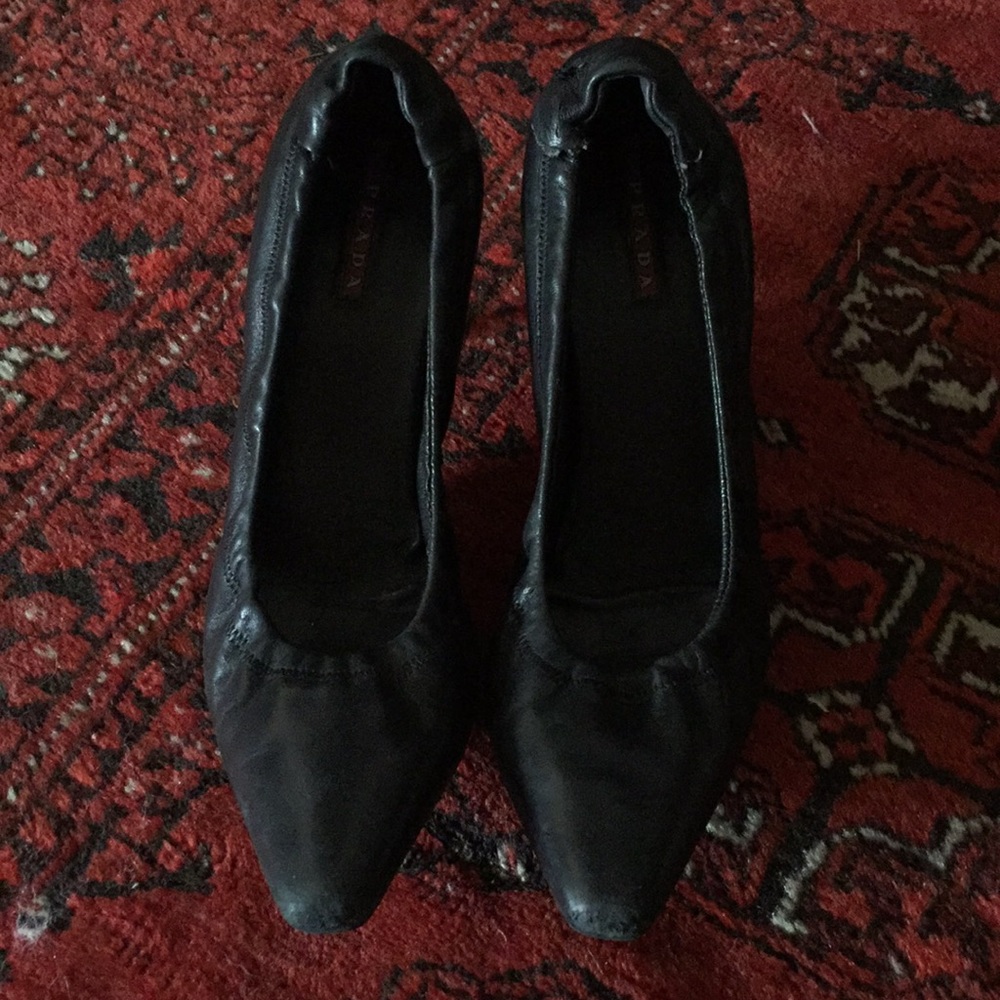 Prada Black Leather Elastic Pumps
